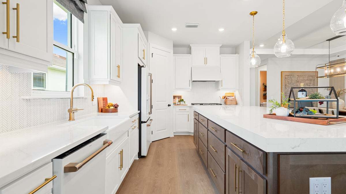 Esplanade at Starling - Lazio II Model-17 kitchen