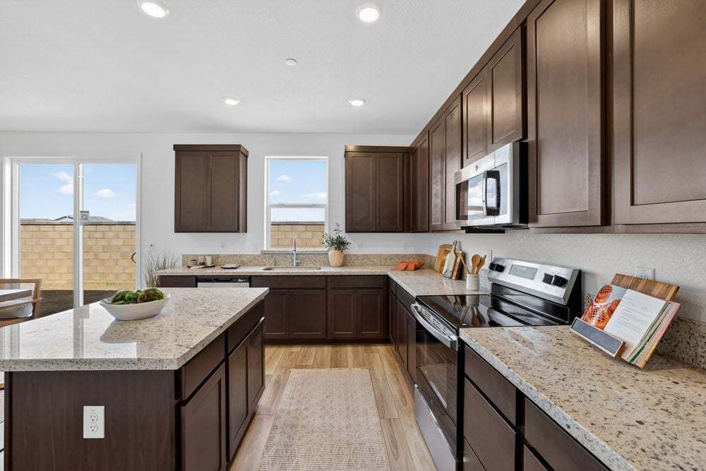 hj-ca-sacramento-orion-at-solaire-6-lot-3-kit...