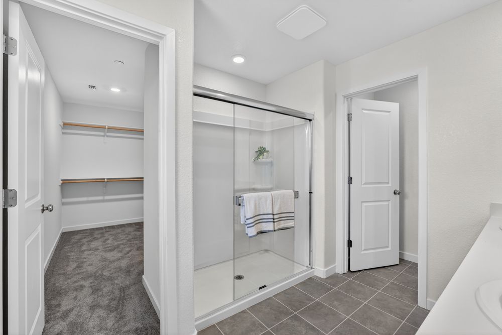 hj-ca-sacramento-orion-at-solaire-6-lot-3-bat...