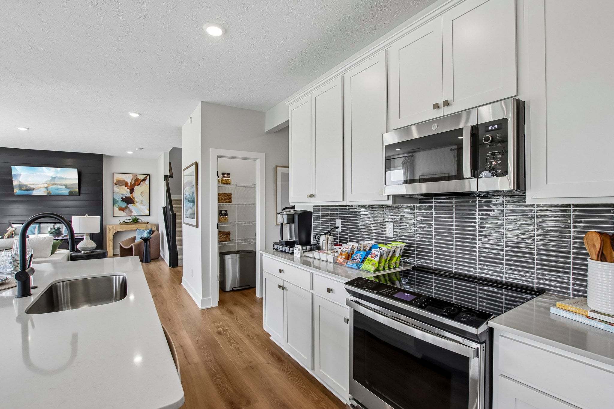 08 Kitchen