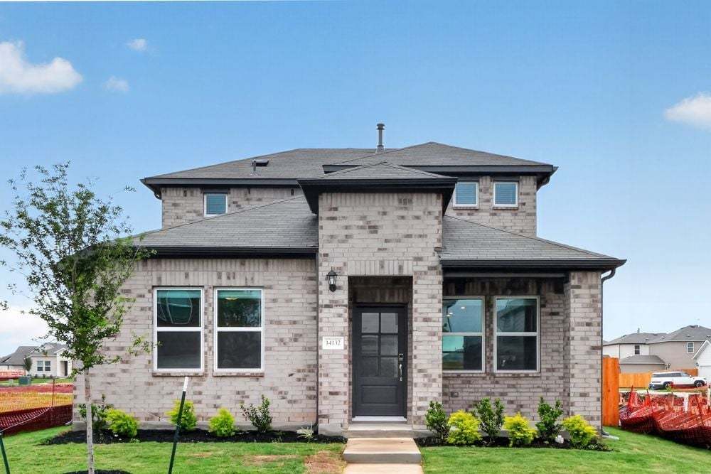 Tartini - Longview 40s - Alley: Del Valle, Texas - Taylor Morrison