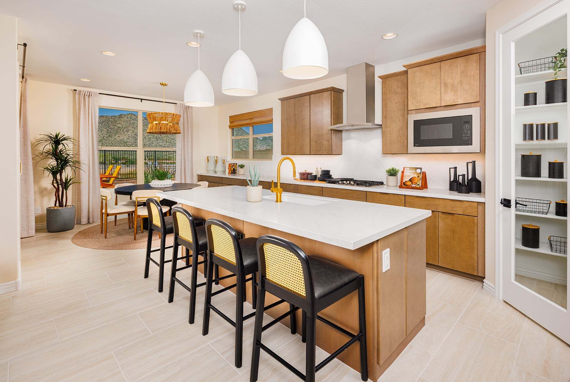 Ladera Trails Royal Kitchen Dining 1920x1286