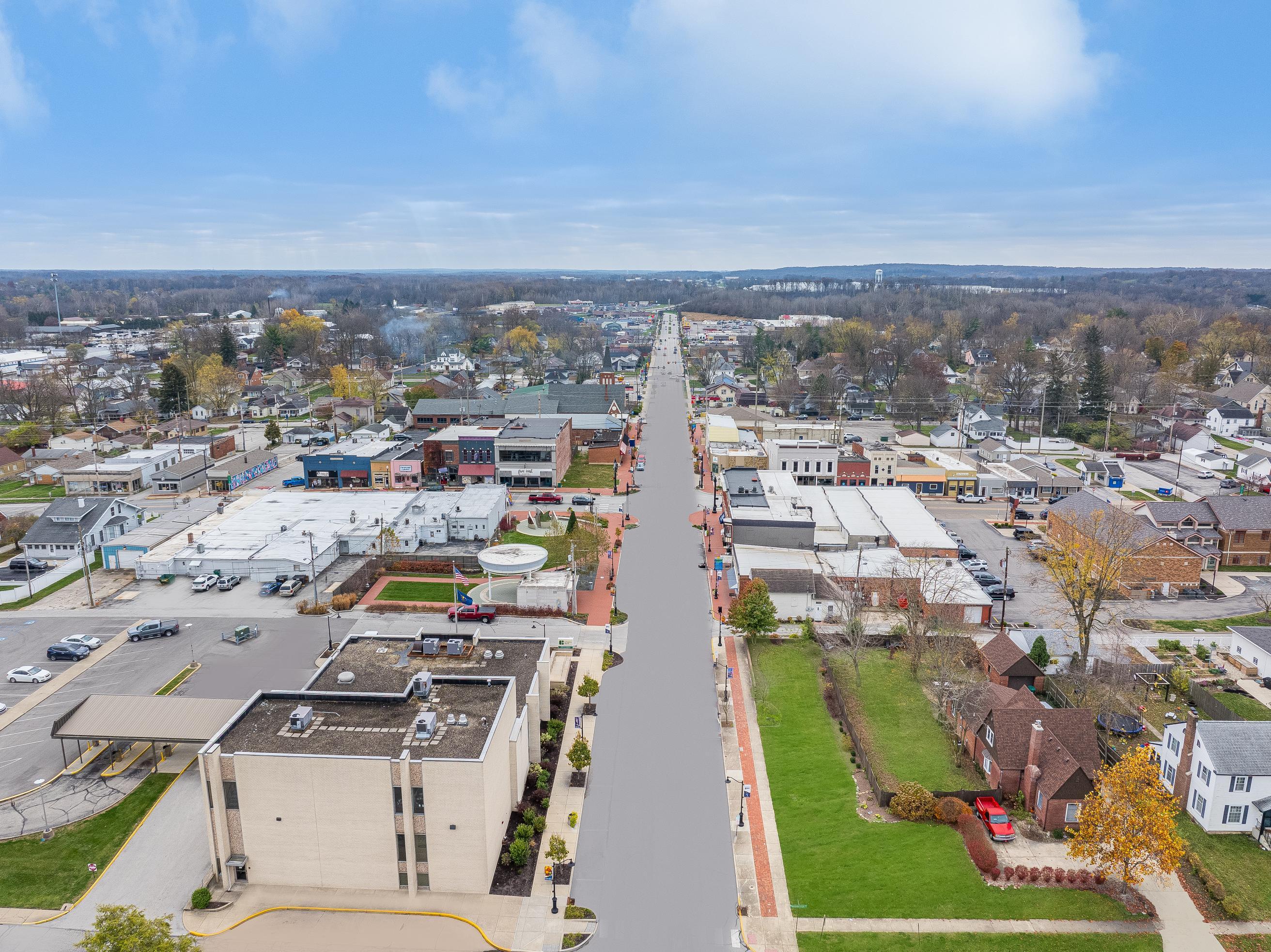 hj-in-ind-mooresville-6-w-main-community-loca...