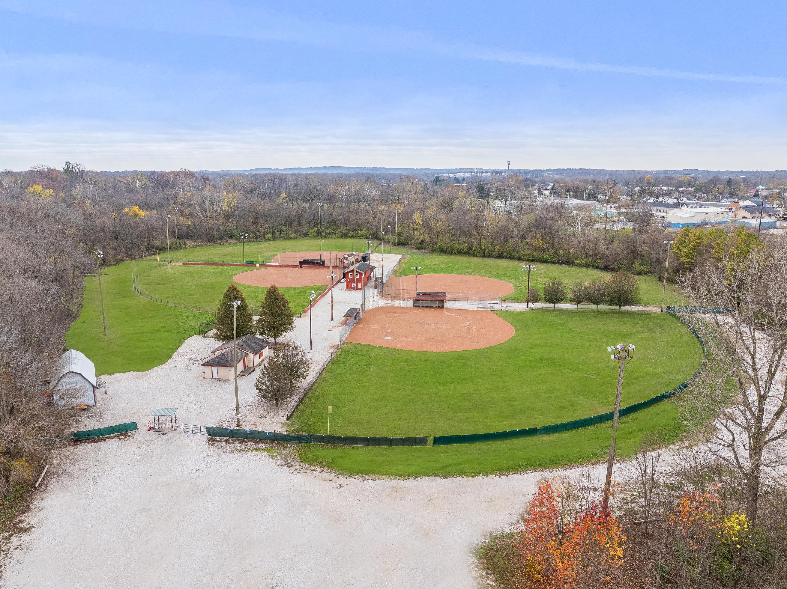 hj-in-ind-mooresville-6-w-main-community-loca...