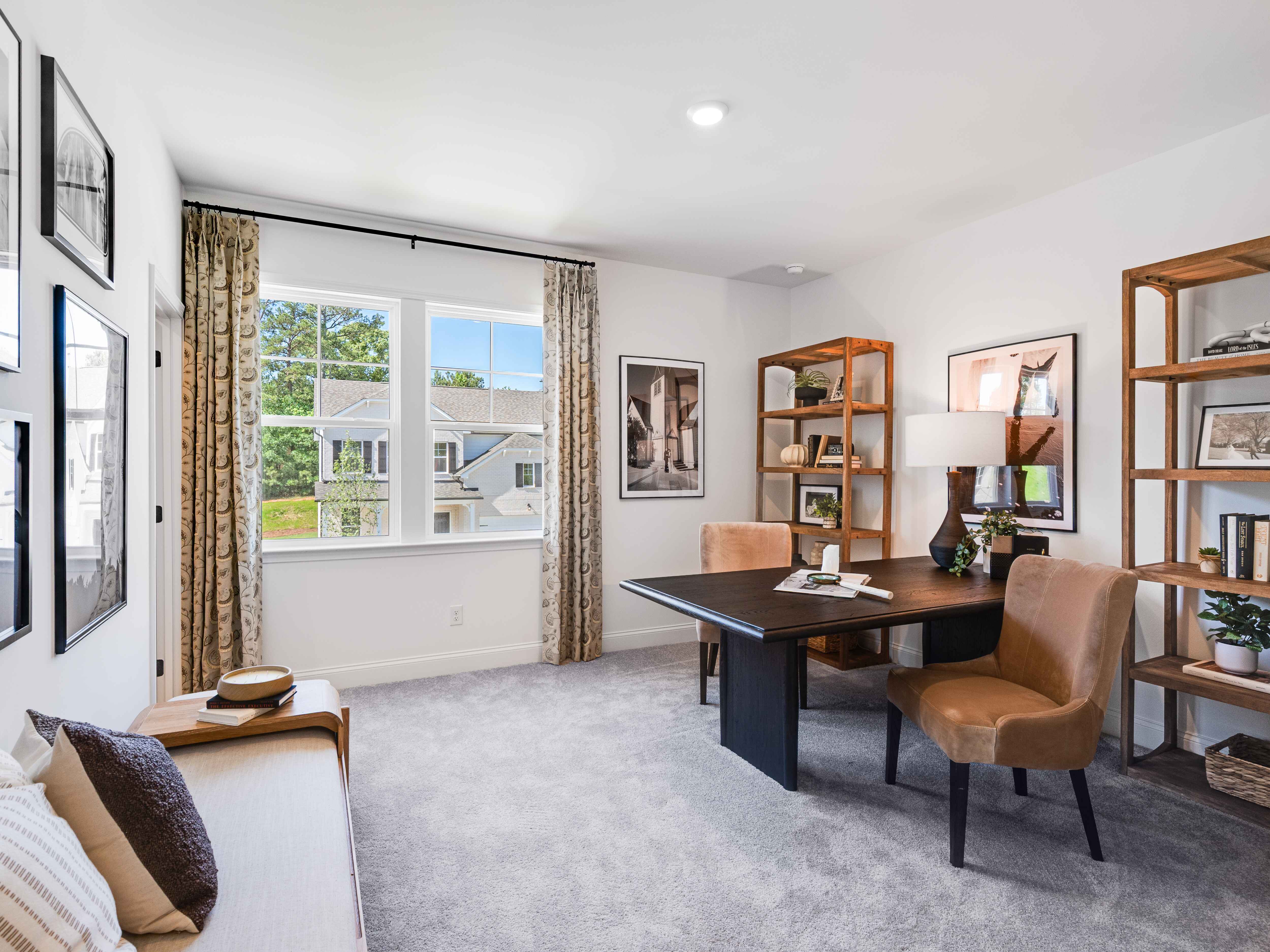 hj-ga-atlanta-oakmead-essex-lot-model-office-01