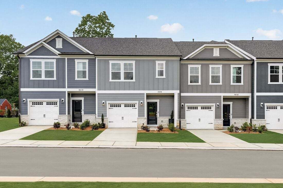 Magnolia Exterior