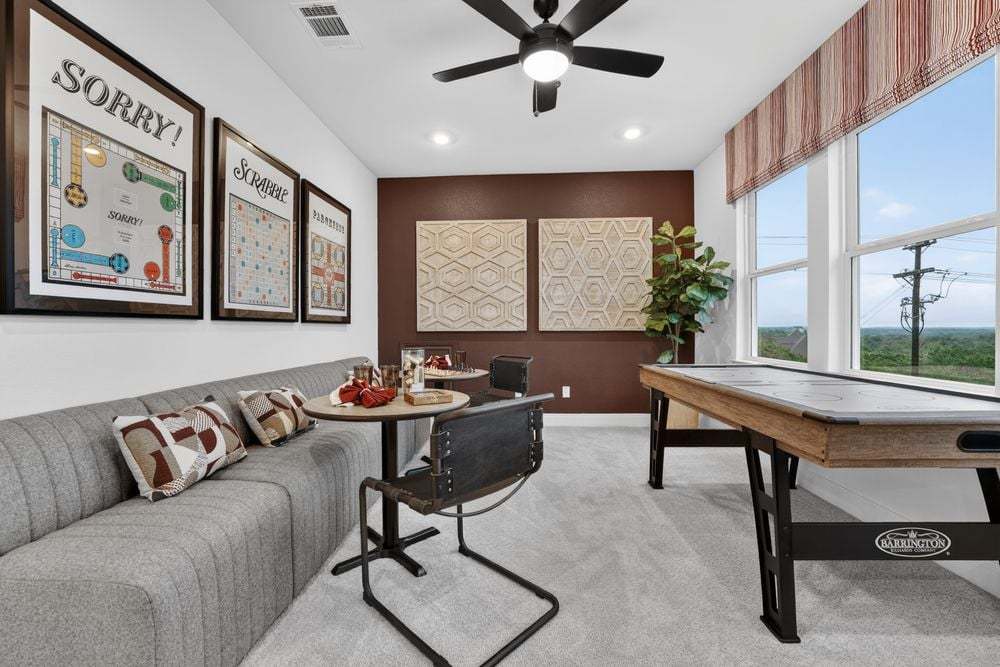 hj-tx-austin-village-grove-balcones-livingroom-001