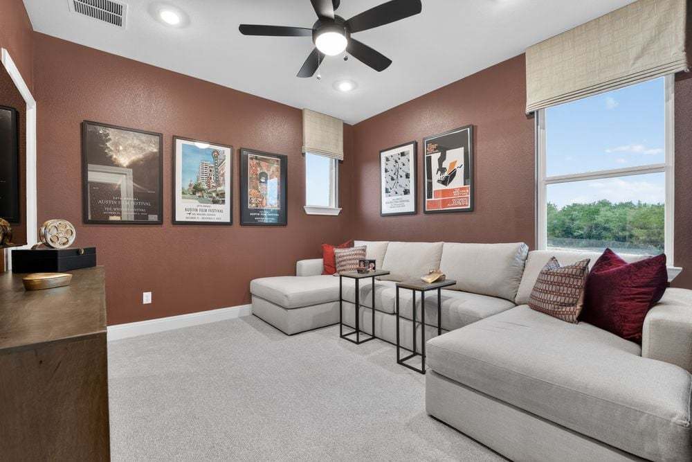 hj-tx-austin-village-grove-balcones-mediaroom-001