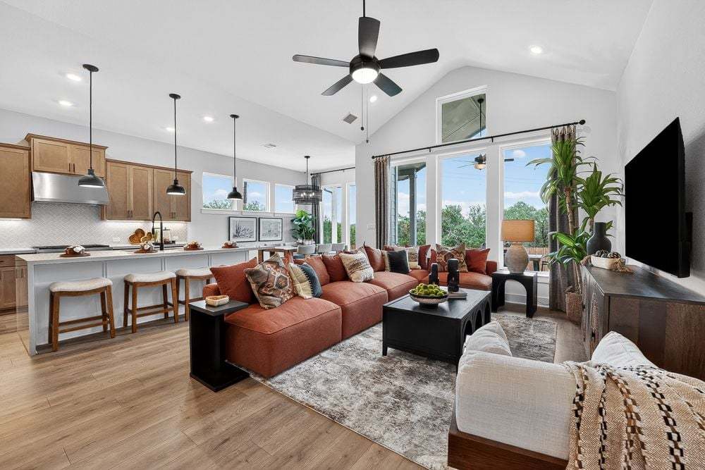hj-tx-austin-village-grove-lamar-lot-8-tv-lou...