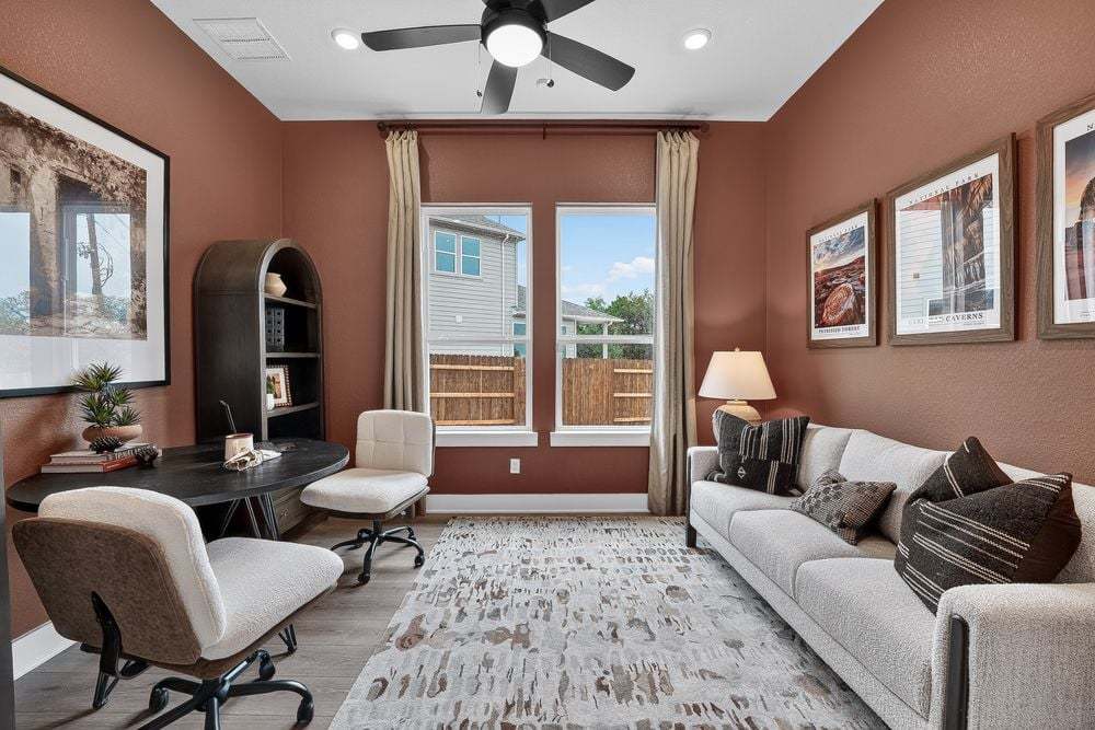 hj-tx-austin-village-grove-lamar-lot-8-studyr...