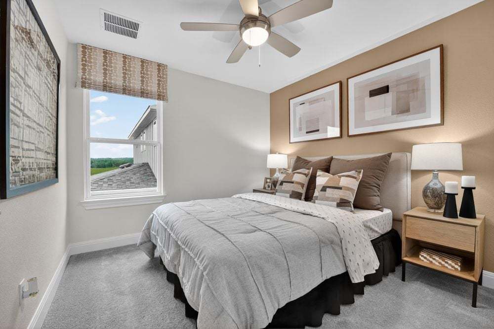 hj-tx-austin-village-grove-merlin-bedroom-001