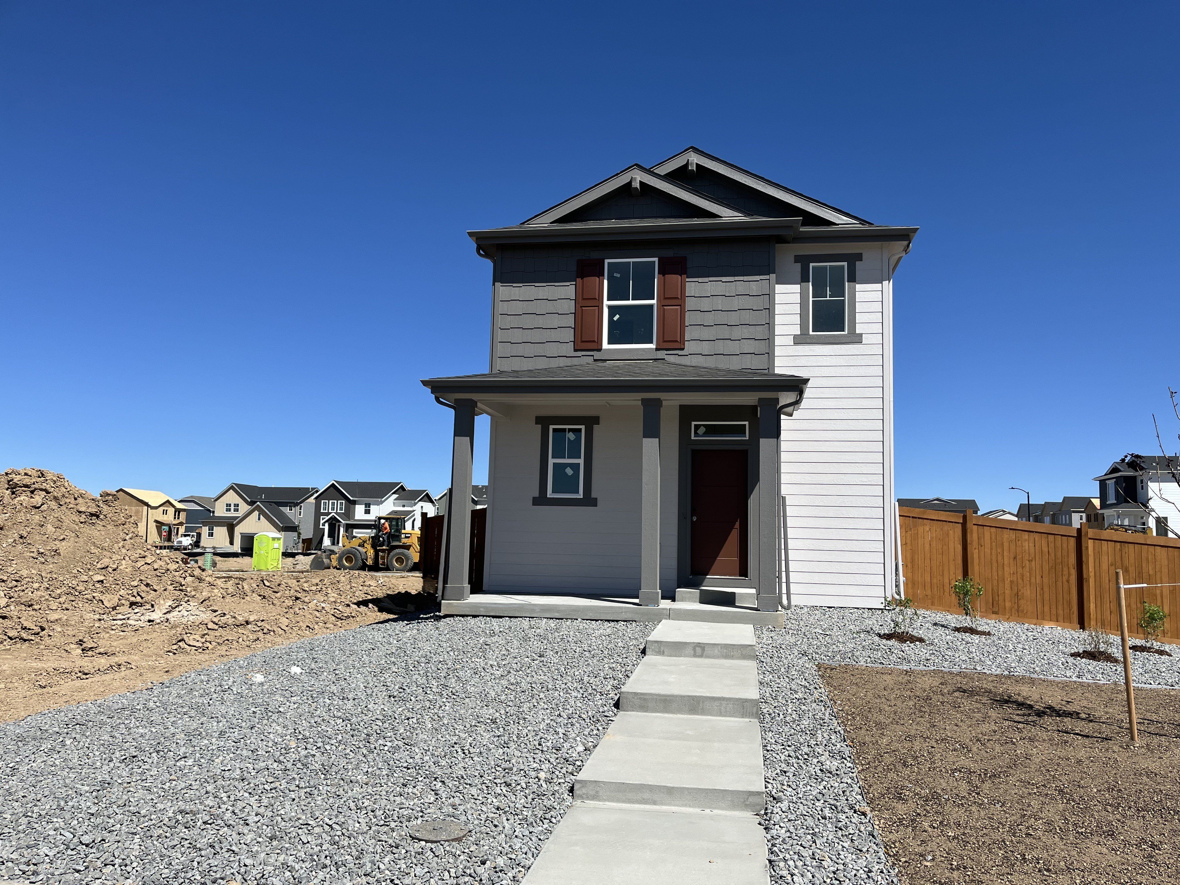 28455 E 3rd Avenue (Stella)