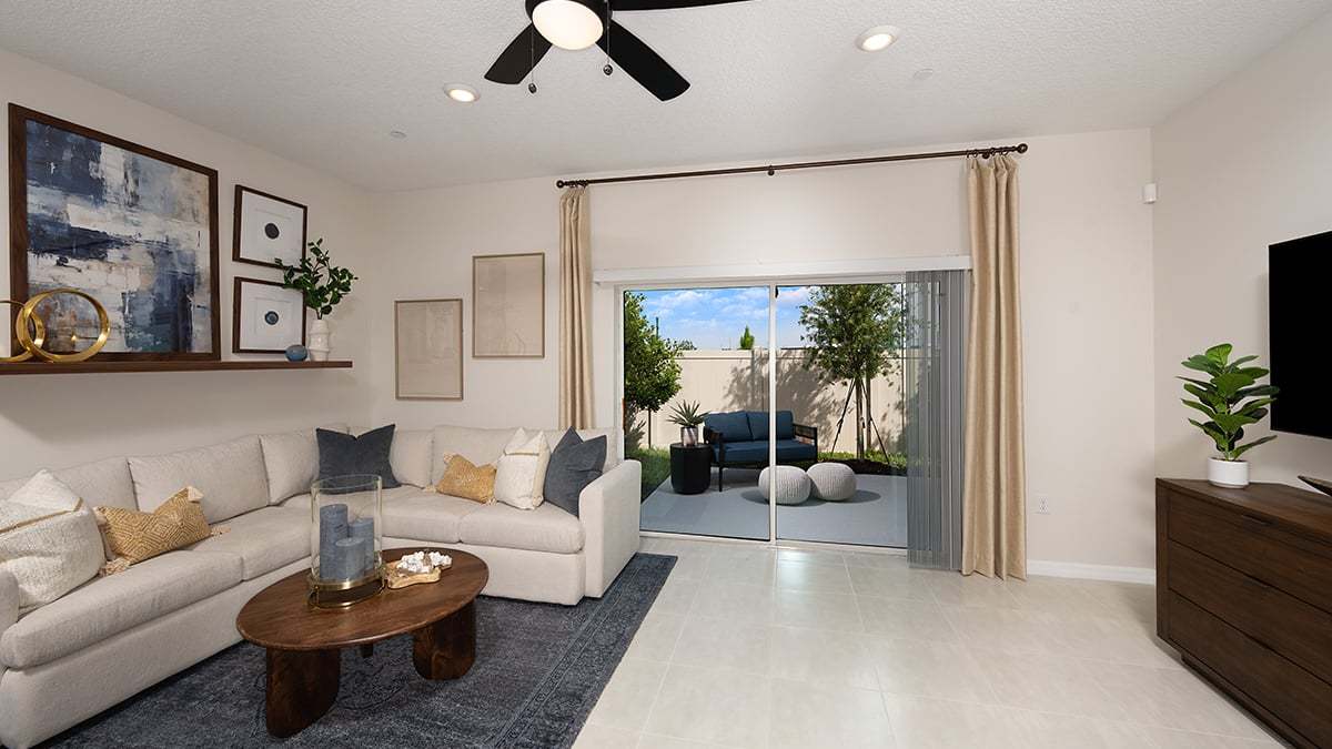 Southloch-Townhome-Jacaranda gathering room