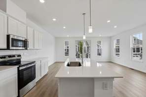 5748 Arcade Boulevard (Burg)