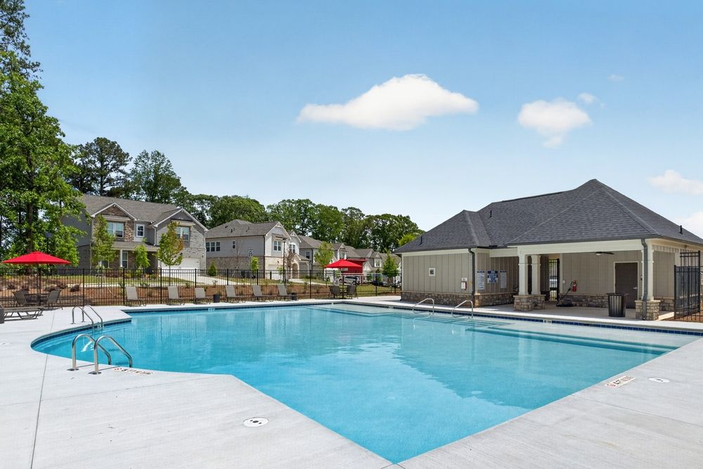 hj-ga-atlanta-auburn-glen-3118-jim-community-...