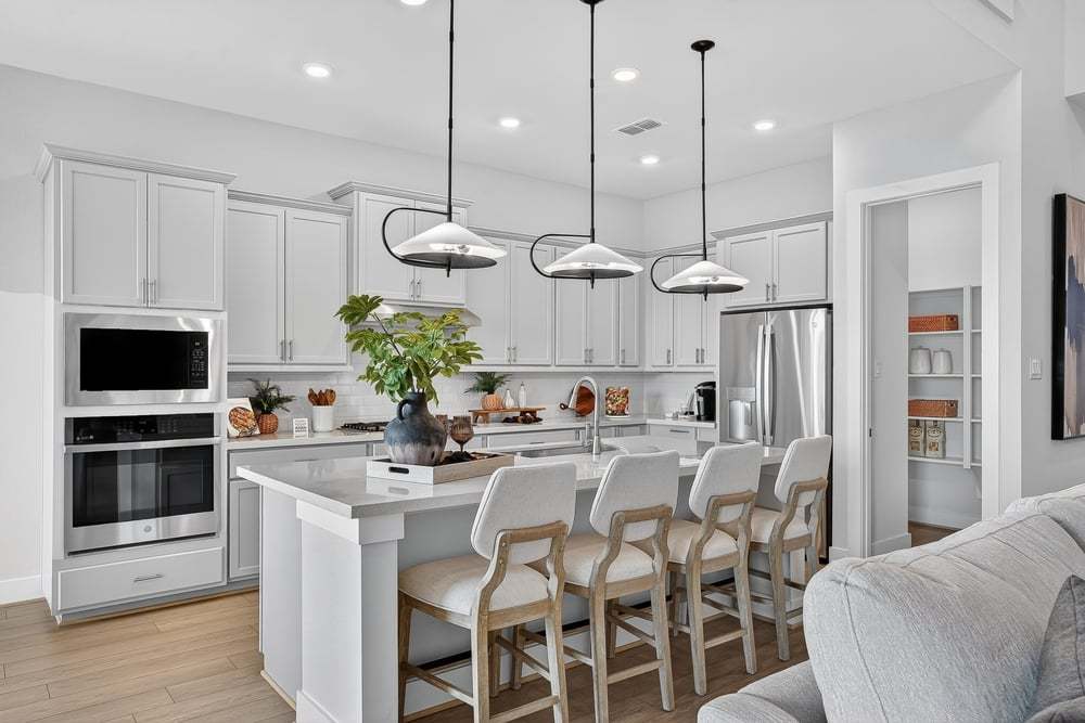 hj-tx-houston-ryehill-paige-lot-6-kitchen-001