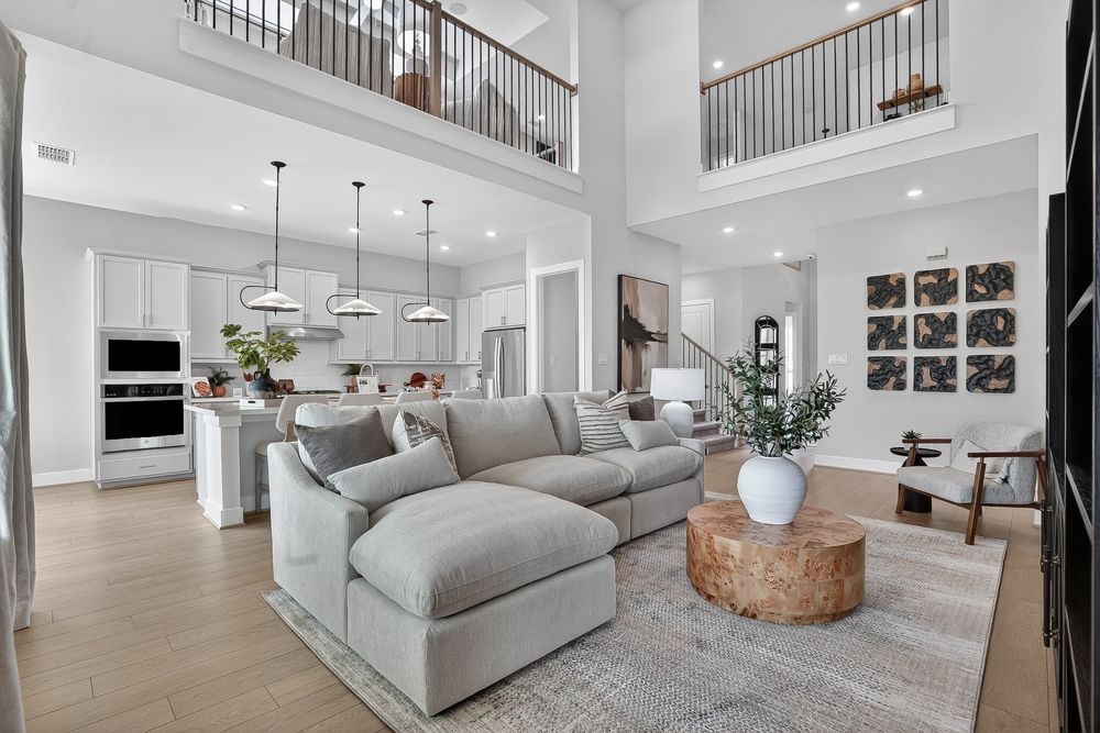 hj-tx-houston-ryehill-paige-lot-6-tv-lounge-t...