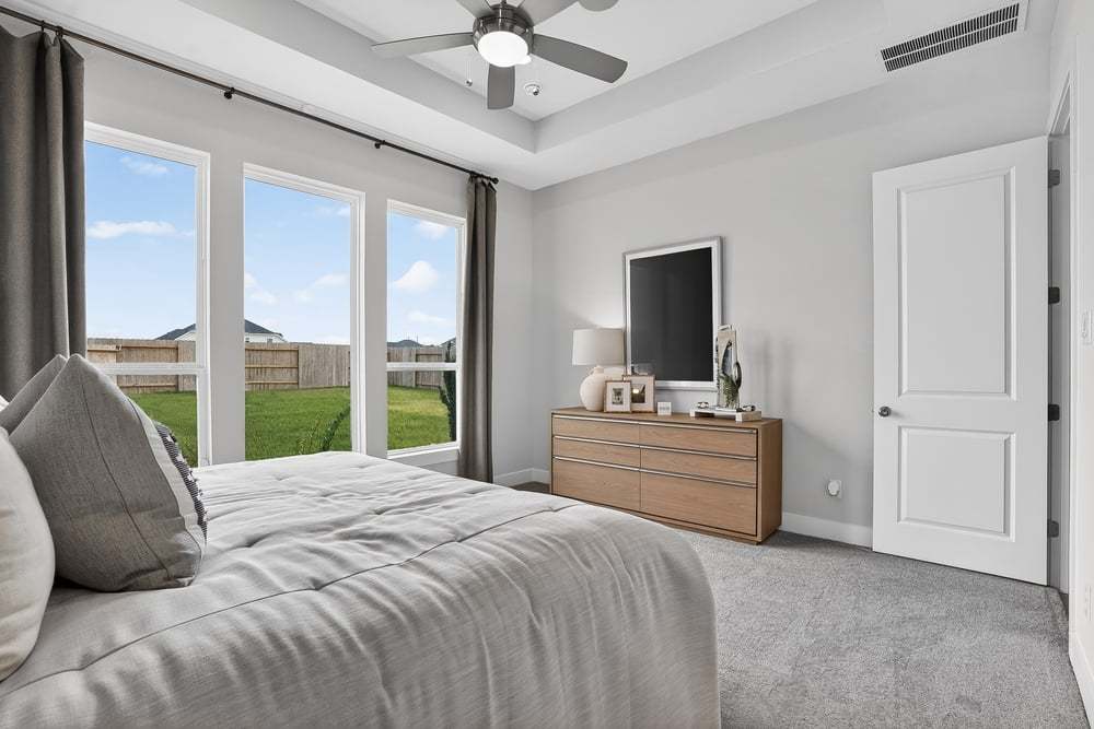 hj-tx-houston-ryehill-paige-lot-6-primary-bed...