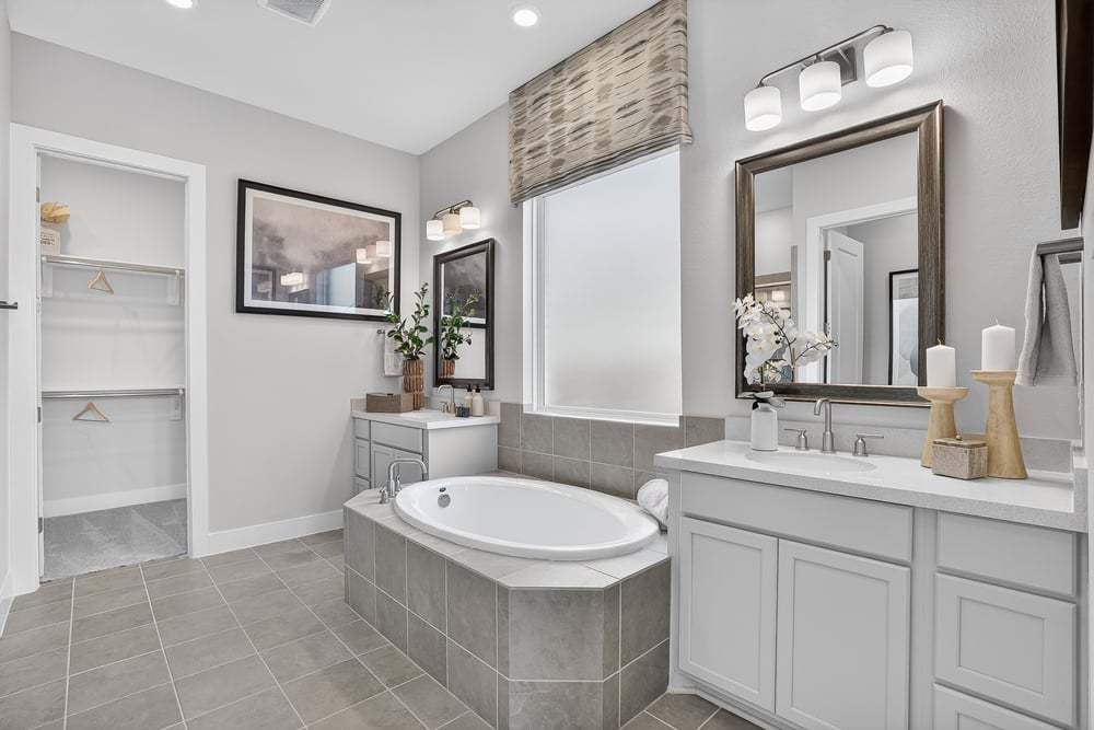 hj-tx-houston-ryehill-paige-lot-6-bathroom-002