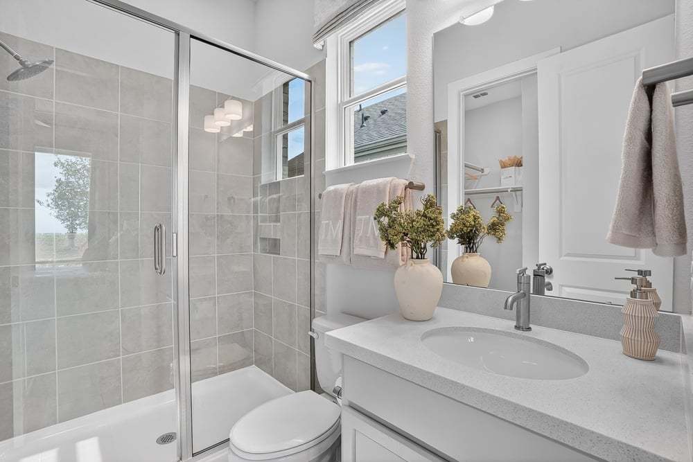 hj-tx-houston-ryehill-paige-lot-6-bathroom-003