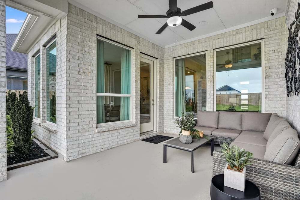 hj-tx-houston-ryehill-paige-lot-6-patio-001