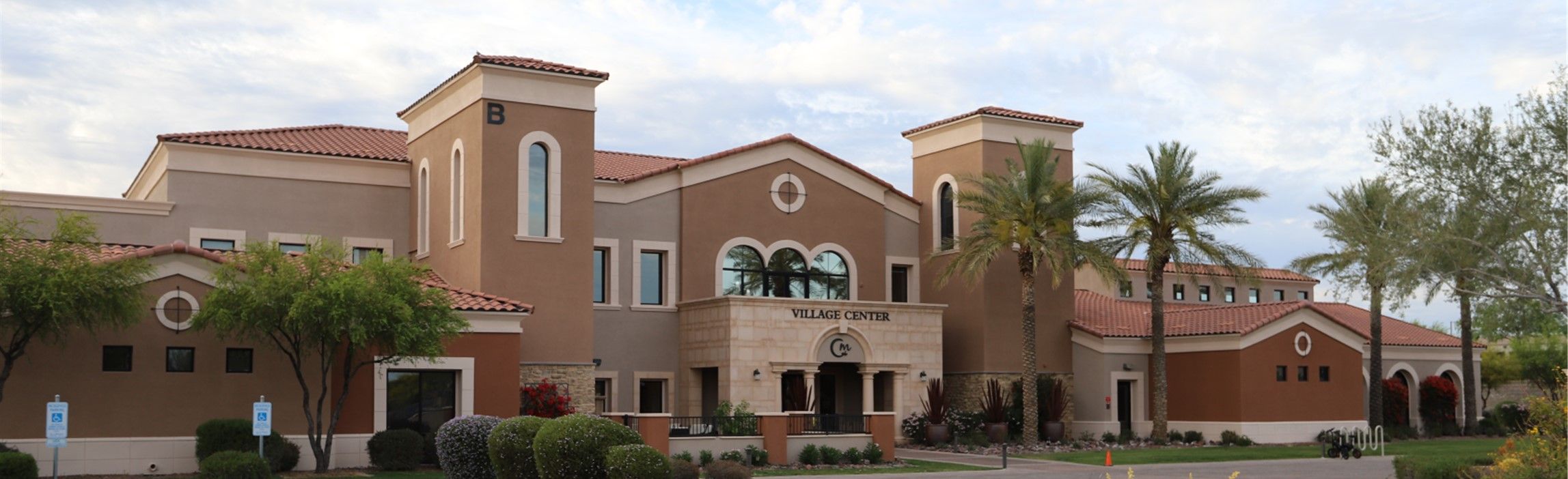 CantaMia at Estrella 55+