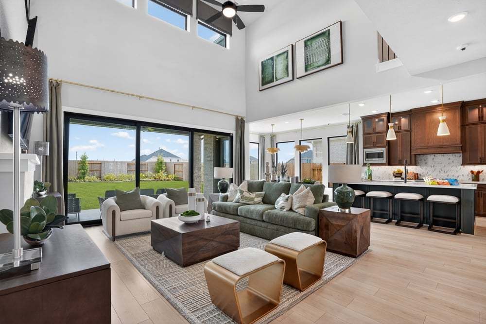 hj-tx-houston-ryehill-vincent-lot-5-tv-lounge...