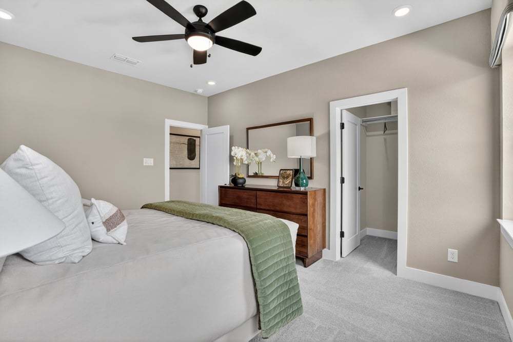 hj-tx-houston-ryehill-vincent-lot-5-bedroom-004