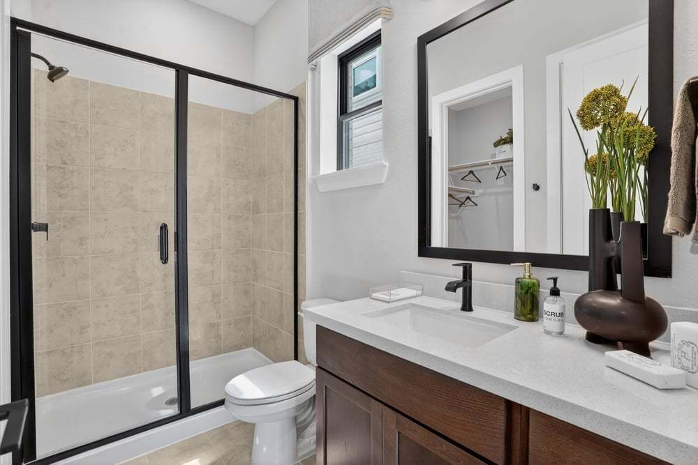 hj-tx-houston-ryehill-vincent-lot-5-bathroom-001