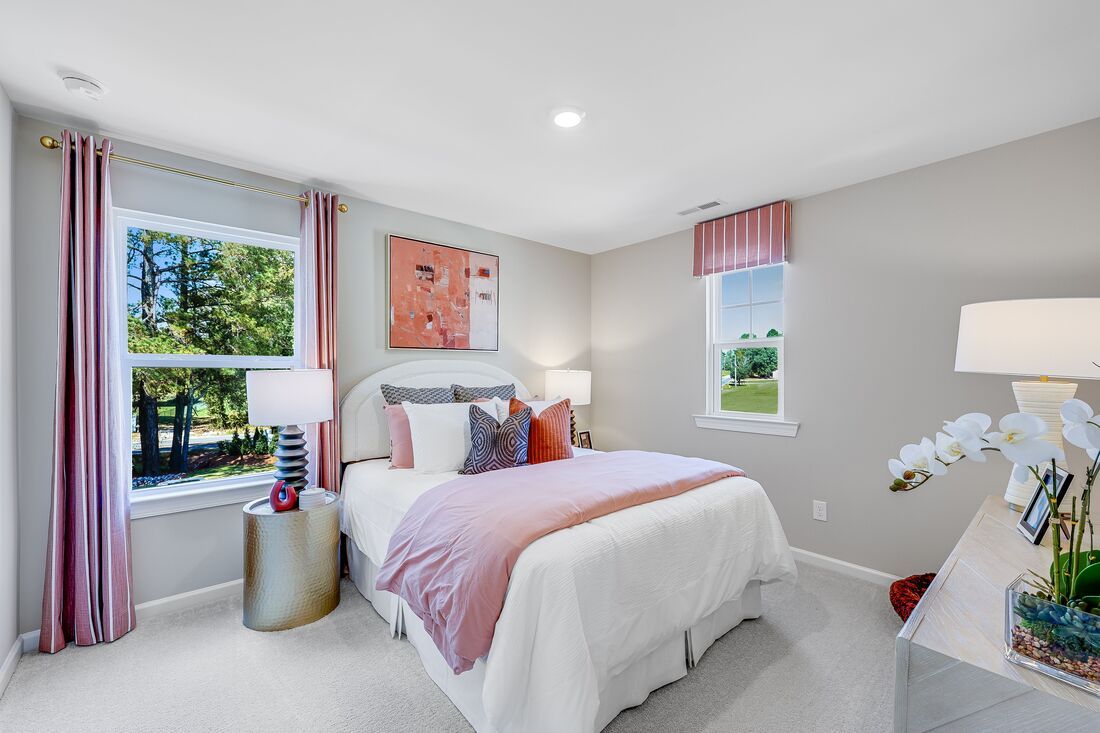 hj-nc-raleigh-eagle-trace-stella-lot-1-bedroom-02