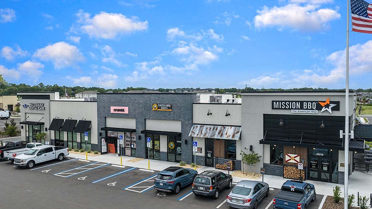 Hwy-441-Dining-0284-1200x675
