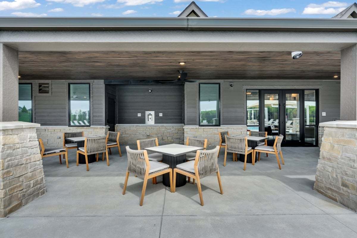 19 Outdoor Seating