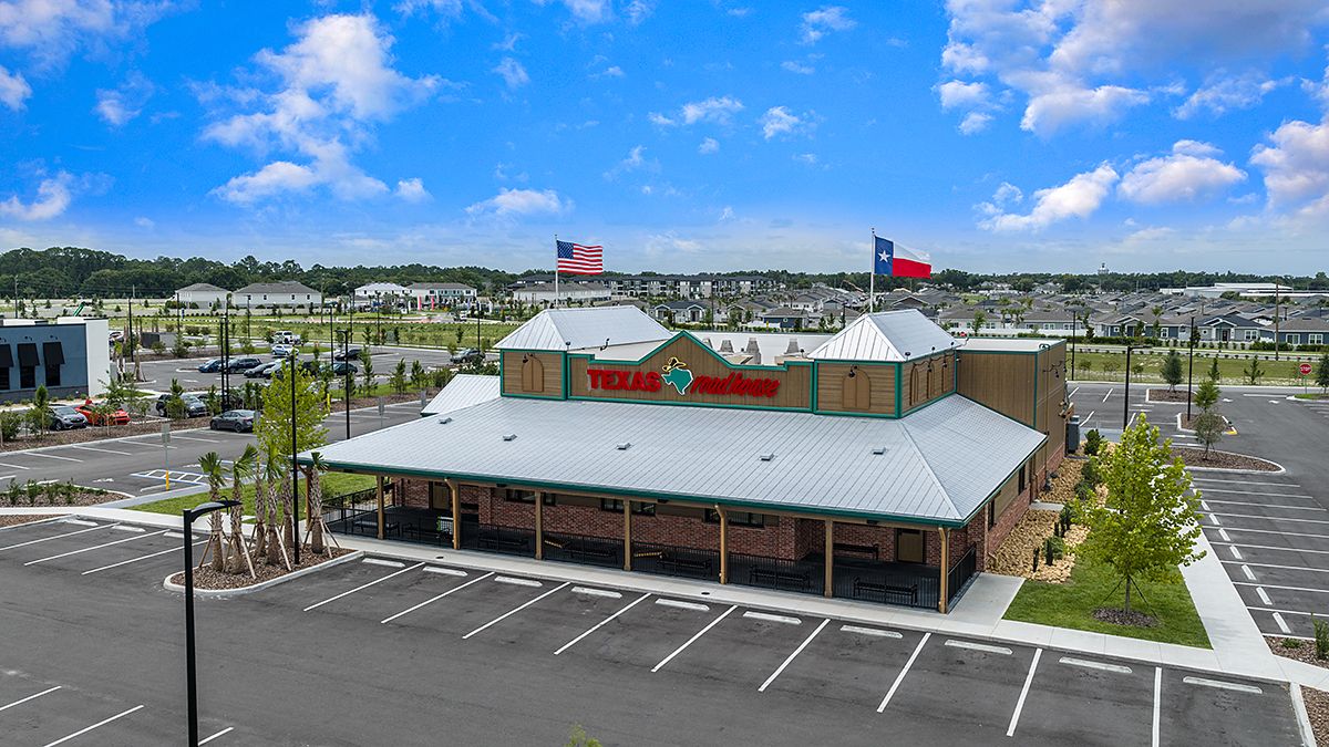 Hwy-441-Dining-0274-1200x675