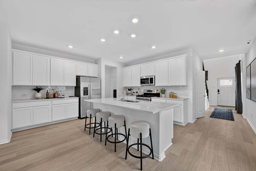 hj-tx-dallas-madero-schertz-lot-2-88-kitchen-003