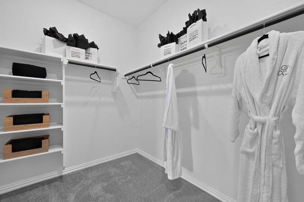 hj-tx-dallas-madero-schertz-lot-2-88-walk-in-...