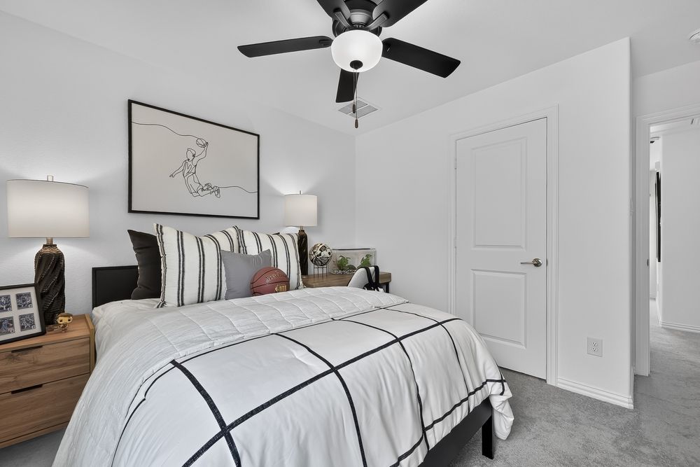 hj-tx-dallas-madero-schertz-lot-2-88-bedroom-001