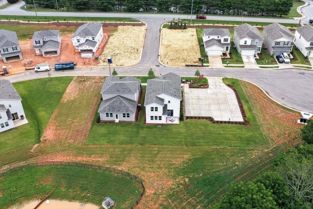hj-nc-charlotte-fincastle-glen-community-005