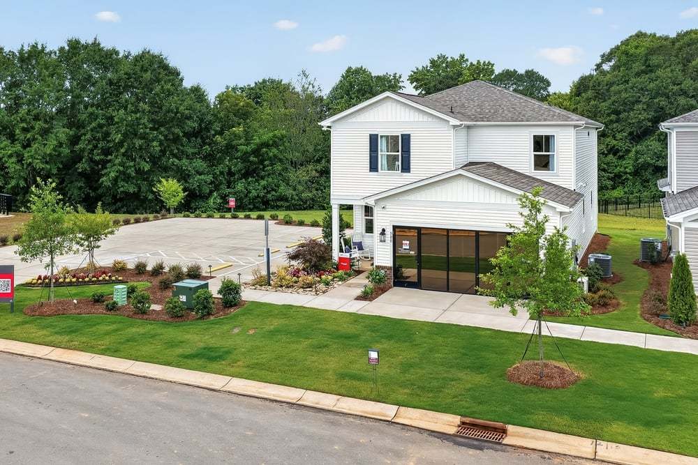 hj-nc-charlotte-fincastle-glen-community-model-005