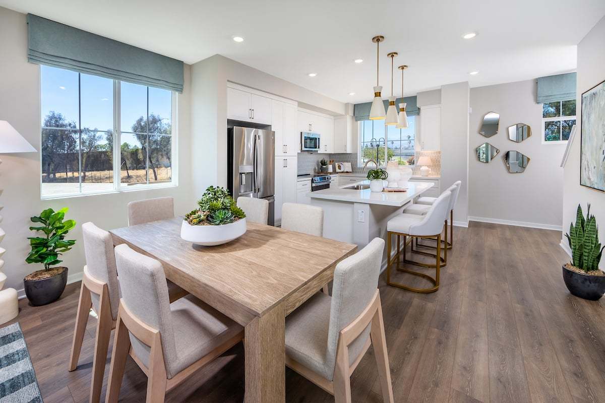 ca-socal-Juno-plan 3-3 story-4 bed-kitchen