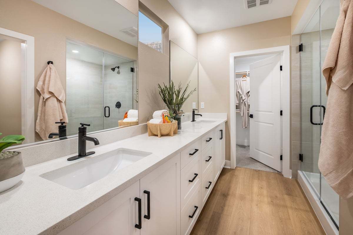 ca-socal-Viewpoint-plan 2-3 story-3...