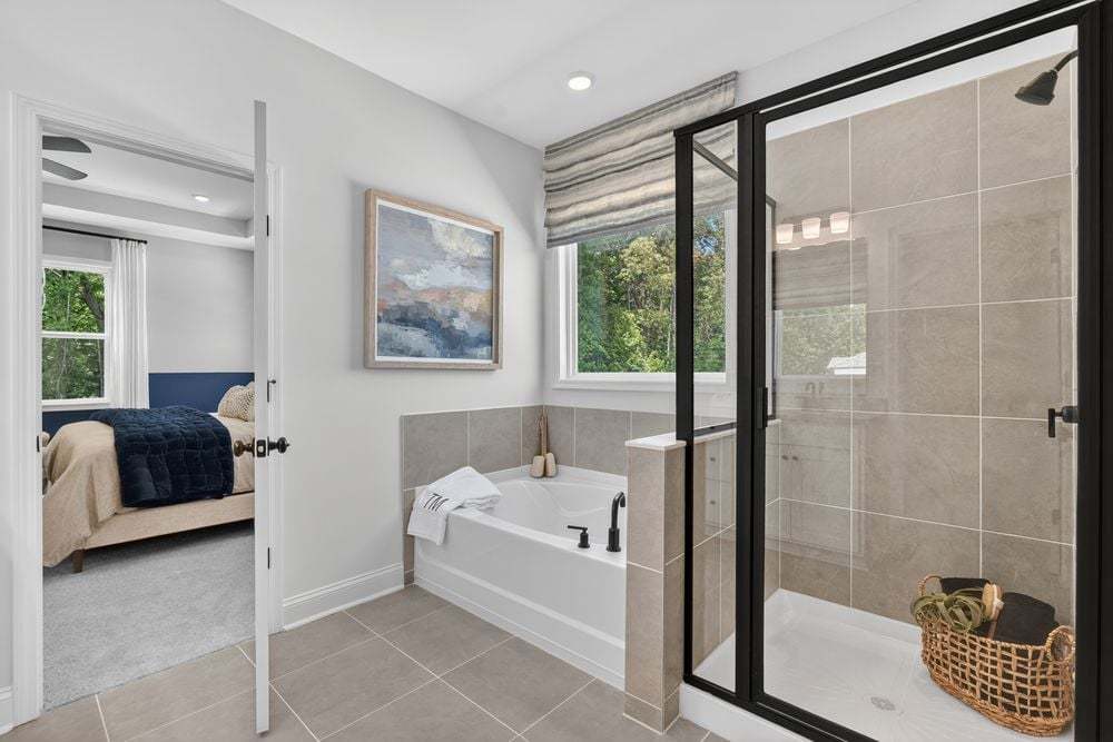 hj-ga-atlanta-nichols-farm-esex-lot-1-bathroom-004