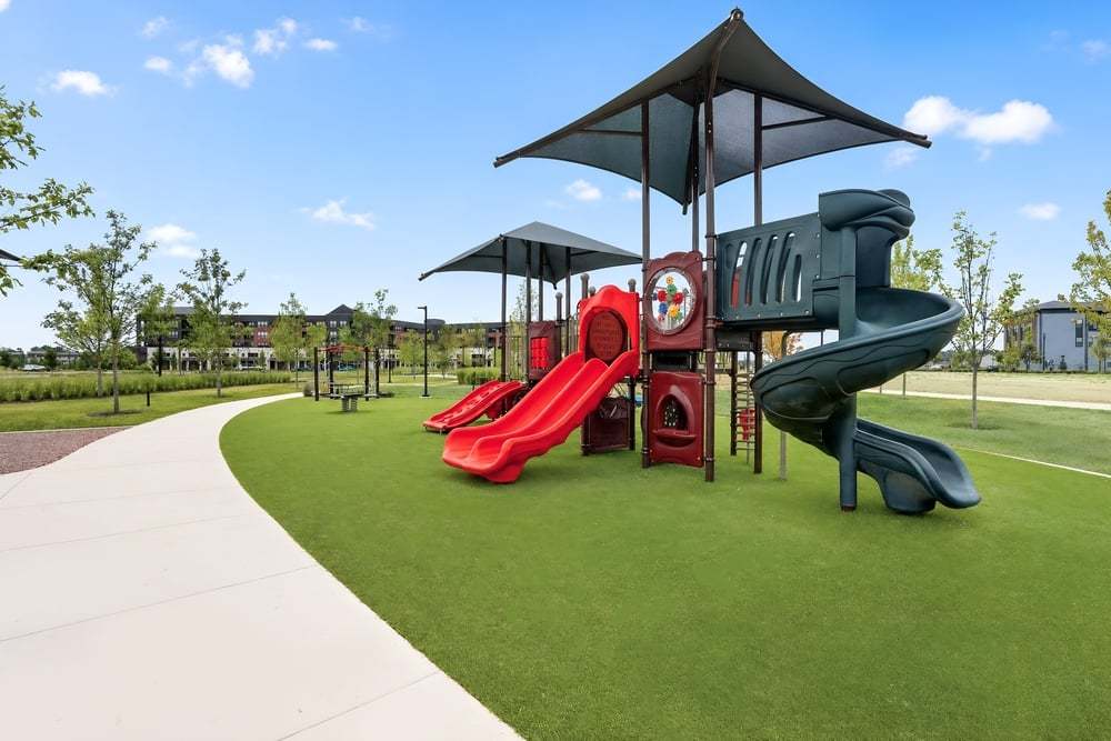 04 Playground