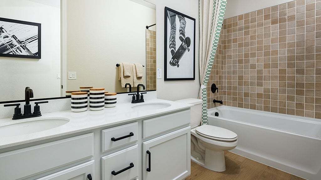 Saddleback Onyx Bath 2 1024x576