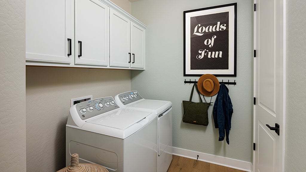 Saddleback Onyx  Laundry 1024x576