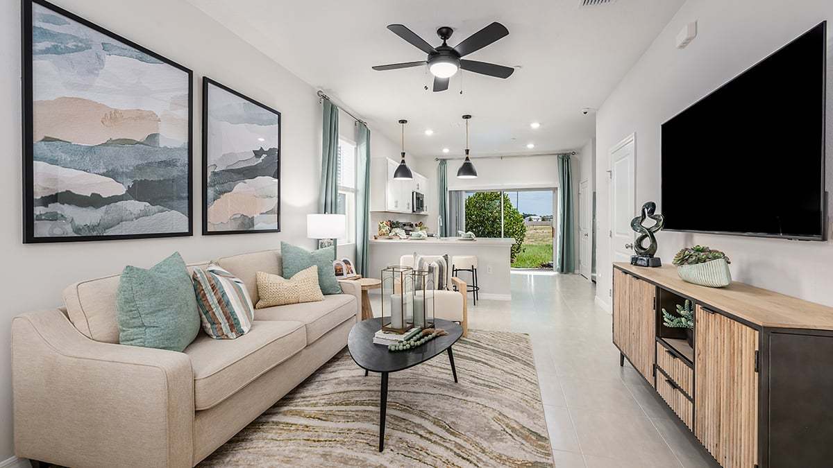 Southloch-Townhome-Hemlock gathering room