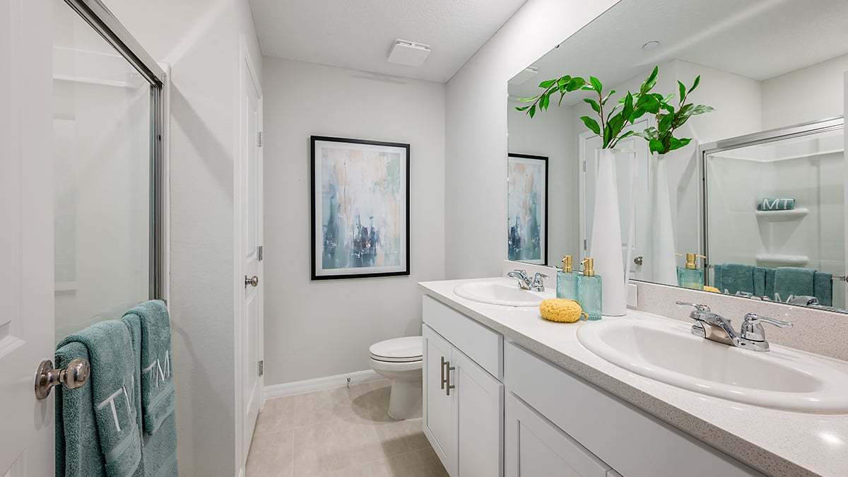 Southloch-Townhome-Hemlock primary bathroom