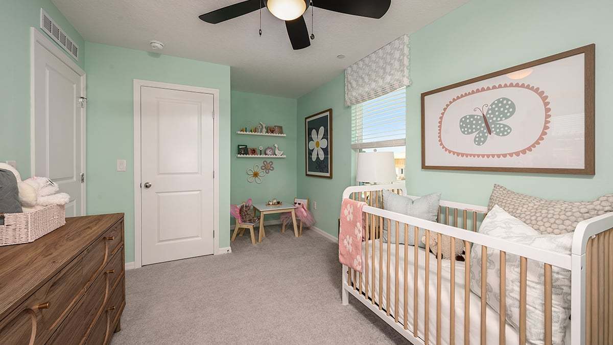Southloch-Townhome-Hemlock secondary bedroom