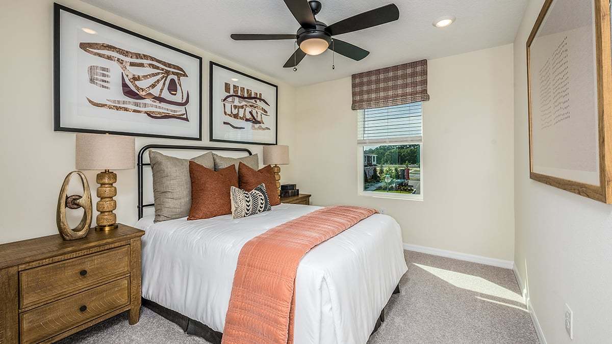 Southloch-Townhome-Monarda secondary bed