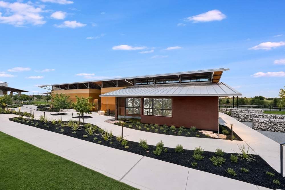 hj-tx-austin-longview-13900-august-community-002