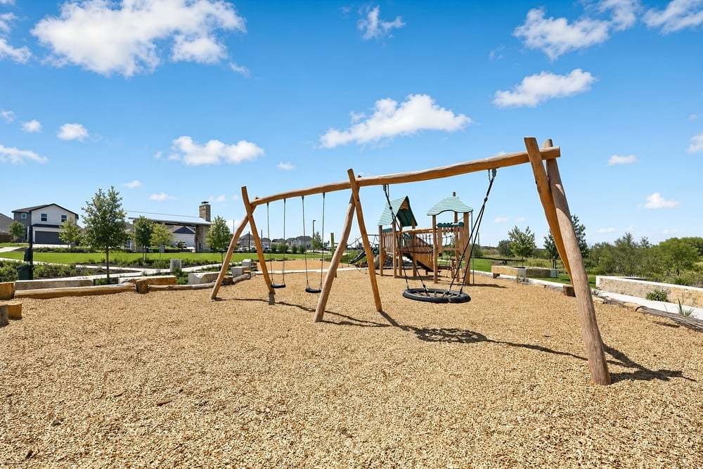 hj-tx-austin-longview-13900-august-community-...